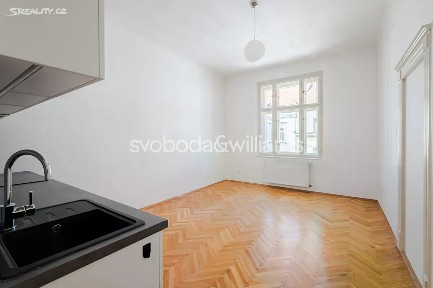 Prodej bytu 1+kk 60 m²