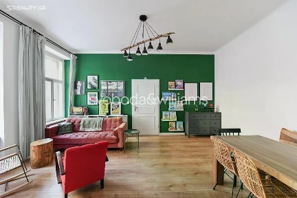 Prodej bytu 2+1 67 m² Pernerova, Praha - Karlín