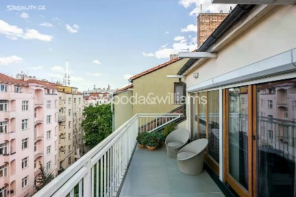 Prodej bytu 4+kk 191 m²
