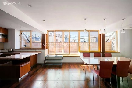 Prodej bytu 5+1 331 m² Valentinská, Praha - Staré Město