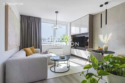 Prodej bytu 2+kk 42 m² Murmanská, Praha - Vršovice