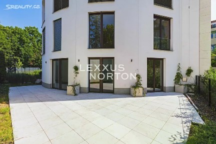 Prodej bytu 2+kk 122 m² Rooseveltova, Praha - Bubeneč