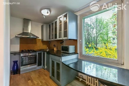 Prodej bytu 3+kk 87 m² Zárybská, Praha - Prosek