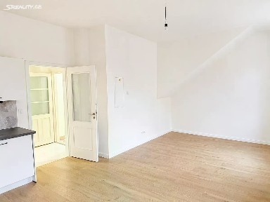 Prodej bytu 1+kk 38 m² Žitná, Praha - Nové Město
