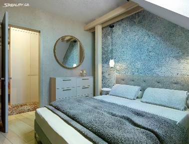 Prodej bytu 2+kk 97 m² Bartoškova, Praha - Nusle