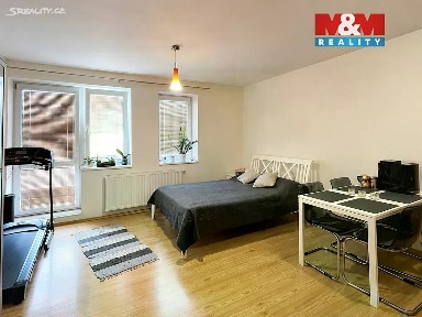 Prodej bytu 1+kk 33 m² Boloňská, Praha - Horní Měcholupy