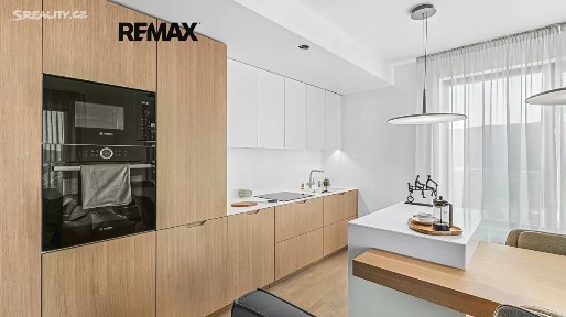 Prodej bytu 3+kk 88 m² Mezi Vodami, Praha - Modřany