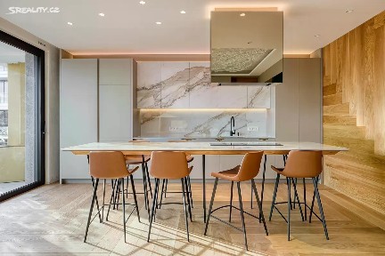 Prodej bytu 3+kk 116 m² Jateční, Praha - Holešovice