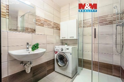 Prodej bytu 3+kk 63 m² Loučimská, Praha - Hostivař