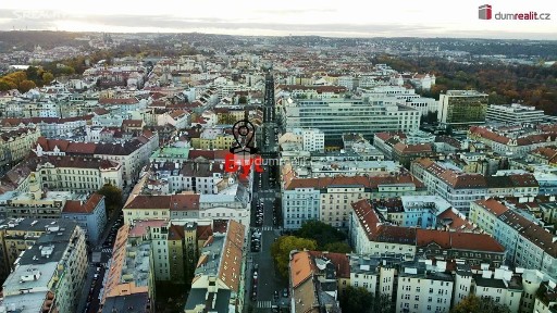 Prodej bytu 3+1 90 m² Janovského, Praha - Holešovice