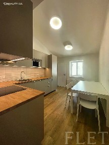 Prodej bytu 3+1 110 m² Českomoravská, Praha - Libeň