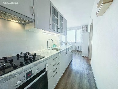Prodej bytu 3+1 76 m² Hvozdíková, Praha - Záběhlice