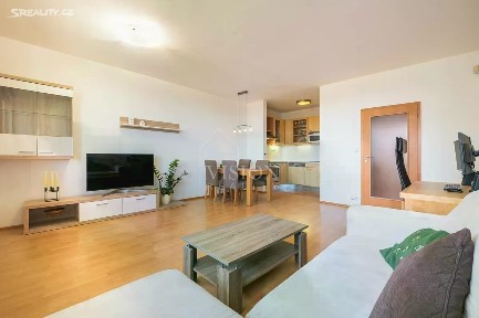 Prodej bytu 2+kk 64 m² R.A. Dvorského, Praha - Horní Měcholupy