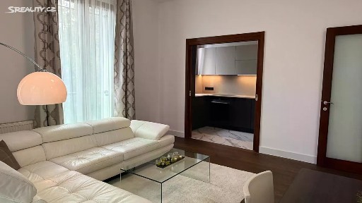Prodej bytu 3+1 111 m² Na Kleovce, Praha - Vinohrady