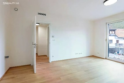 Prodej bytu 1+kk 29 m² Lysolajské údolí, Praha - Lysolaje