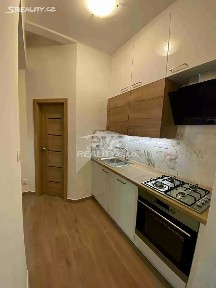Prodej bytu 2+kk 57 m² Petrohradská, Praha - Vršovice