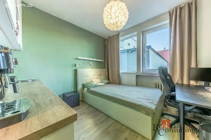 Prodej bytu 1+kk 16 m² Peroutkova, Praha - Jinonice