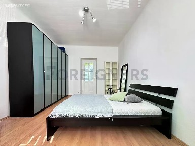 Prodej bytu 2+kk 51 m² 5. května, Praha - Praha 4