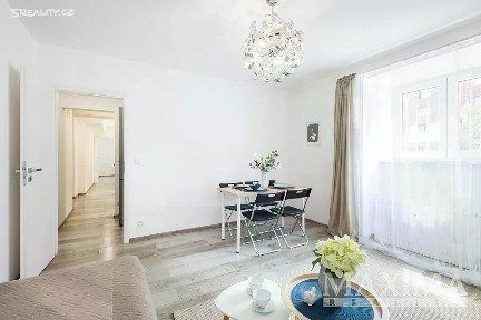 Prodej bytu 3+kk 65 m² Jerevanská, Praha - Vršovice