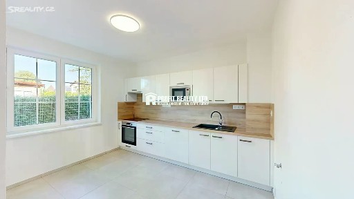 Prodej bytu 6 pokojů a více 213 m² Údolí hvězd, Praha - Lipence