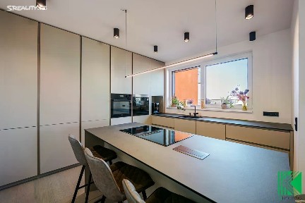 Prodej bytu 3+kk 98 m² náměstí Olgy Scheinpflugové, Praha - Hlubočepy