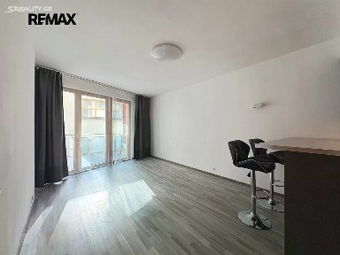 Prodej bytu 2+kk 74 m² Kurta Konráda, Praha - Libeň
