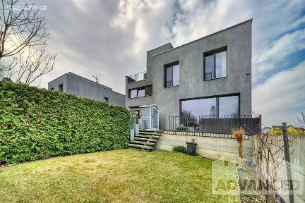 Prodej bytu 4+kk 120 m² Pod Karlovarskou silnicí, Praha - Ruzyně