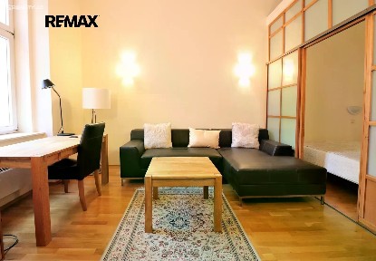 Prodej bytu 2+kk 42 m² Ostrovní, Praha - Nové Město