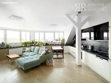 Prodej bytu 2+kk 70 m² Černokostelecká, Praha