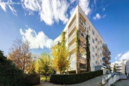 Prodej bytu 6 pokojů a více 165 m² Bratislavská, Praha - Hostivař