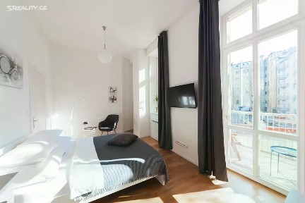 Prodej bytu 1+kk 26 m² Rubešova, Praha - Vinohrady