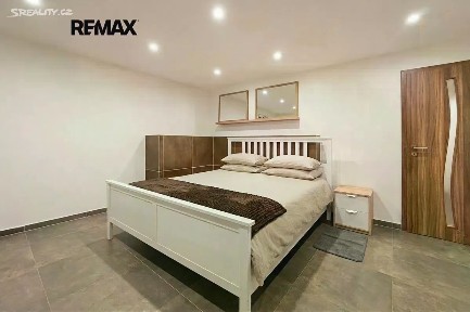 Prodej bytu 2+1 72 m² Jaurisova, Praha - Michle