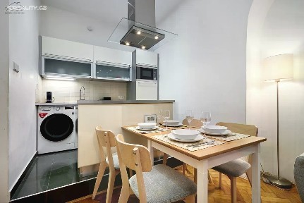 Prodej bytu 2+kk 55 m² Karlova, Praha - Staré Město