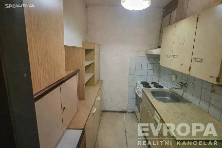 Prodej bytu 2+kk 43 m² Praha - Kobylisy