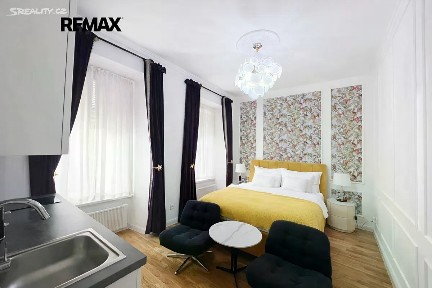 Prodej bytu 1+kk 23 m² Půtova, Praha - Nové Město