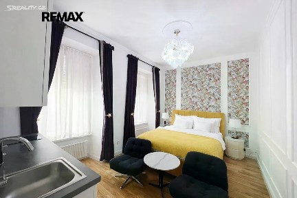 Prodej bytu 1+kk 23 m² Půtova, Praha - Nové Město