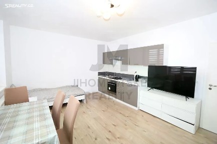 Prodej bytu 1+kk 29 m² Bečovská, Praha - Uhříněves