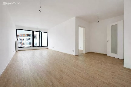 Prodej bytu 2+kk 56 m² Kardašovská, Praha - Hloubětín