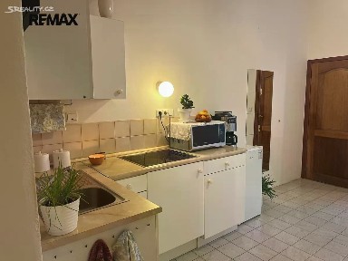 Prodej bytu 2+kk 53 m² Gutova, Praha - Strašnice