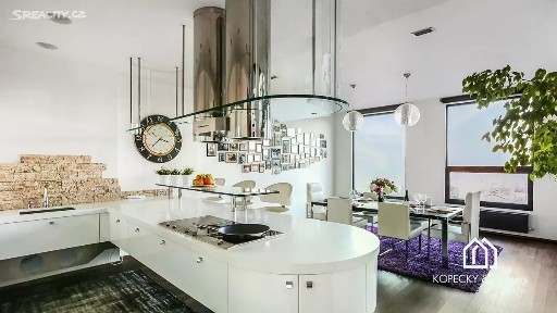 Prodej bytu atypický 428 m² Křížová, Praha - Smíchov