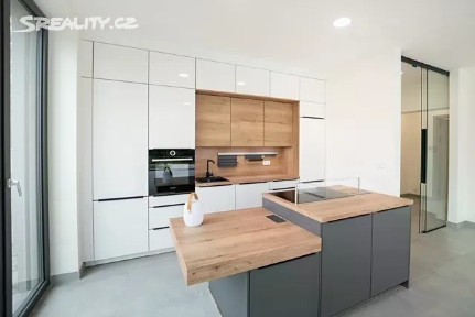 Prodej bytu 5+kk 188 m² Práčská, Praha