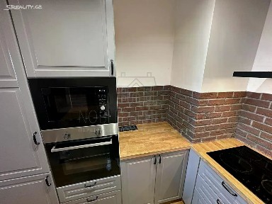Prodej bytu 2+kk 50 m² Argentinská, Praha - Holešovice