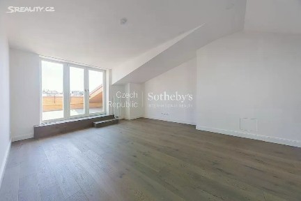 Prodej bytu 4+kk 115 m² Na spojce, Praha - Vršovice