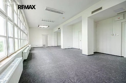 Louny, Mírové náměstí