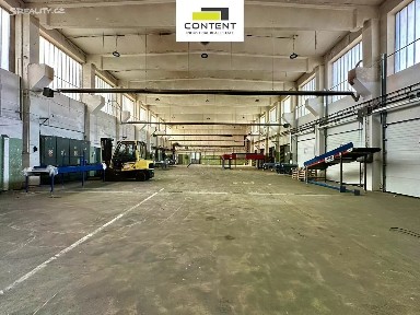 Pronájem skladového prostoru 903 m²