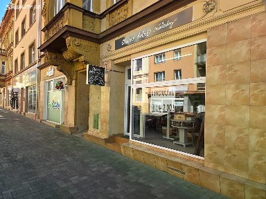 Pronájem obchodního prostoru 56 m²