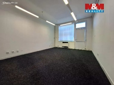 Pronájem kanceláře 36 m² Št. kpt. Kouby, Chomutov