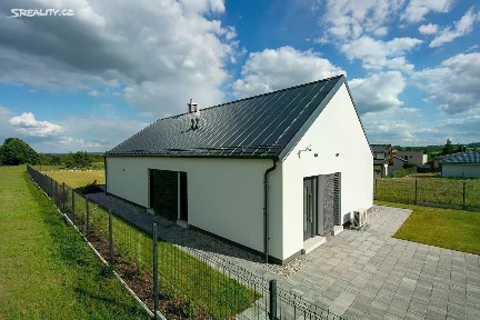 Prodej rodinného domu 122 m², pozemek 1351 m²