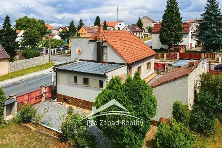 Prodej rodinného domu 196 m², pozemek 276 m²