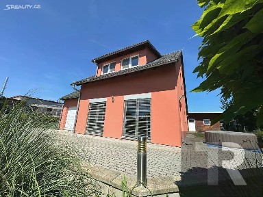 Prodej rodinného domu 147 m², pozemek 1050 m²